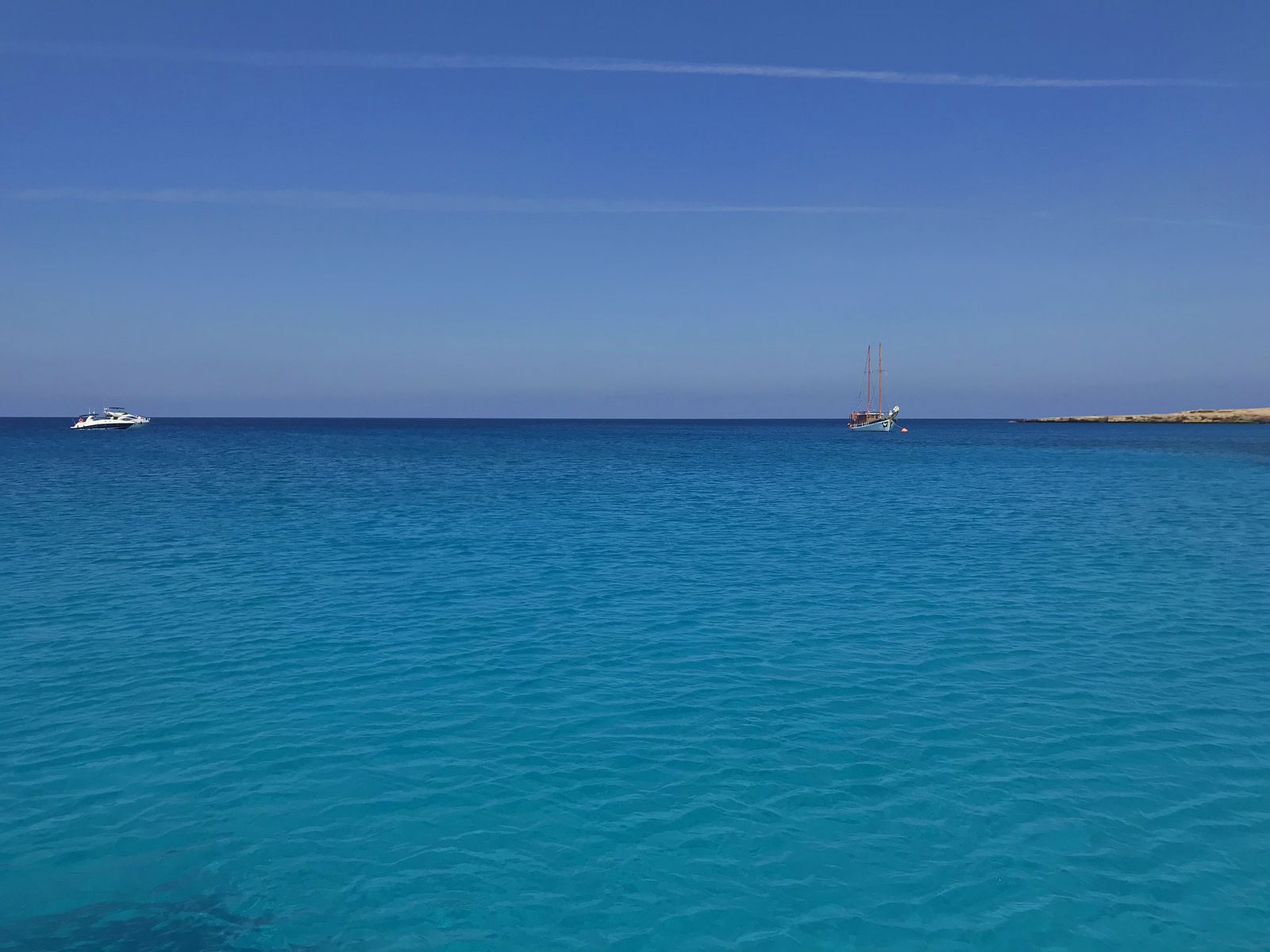 Cyprus. Blue lagoon on Kavo Gkreko.
